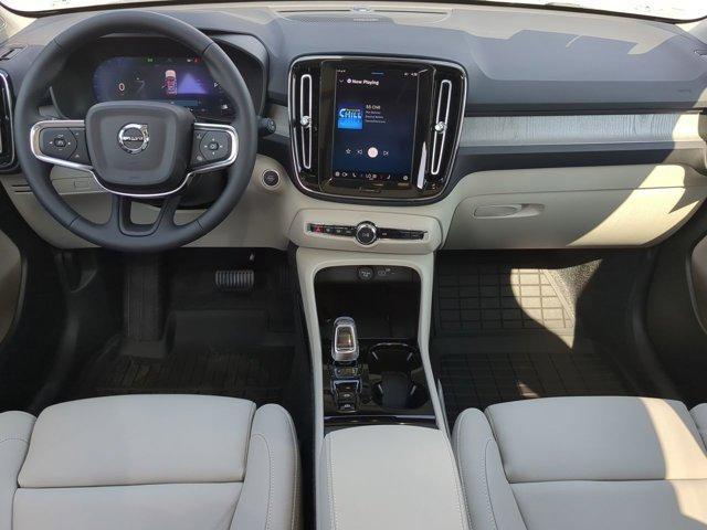 new 2025 Volvo XC40 car, priced at $52,680