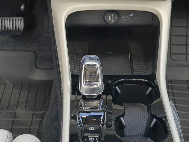 new 2025 Volvo XC40 car, priced at $48,335