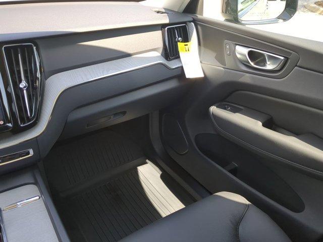 new 2025 Volvo XC60 car, priced at $54,560