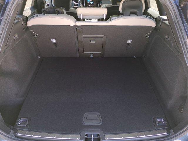 new 2026 Volvo XC60 car, priced at $57,985
