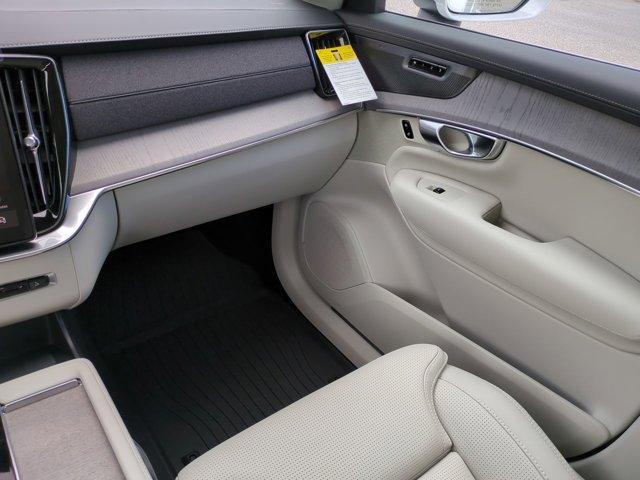 new 2026 Volvo XC90 car, priced at $75,155