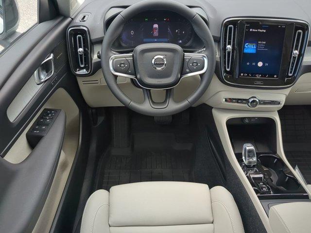 new 2025 Volvo XC40 car, priced at $51,015