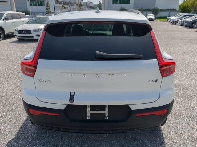 used 2025 Volvo XC40 car