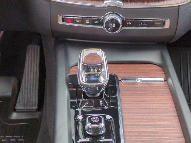 used 2023 Volvo XC60 car, priced at $40,723