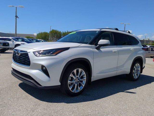 used 2020 Toyota Highlander car, priced at $32,500