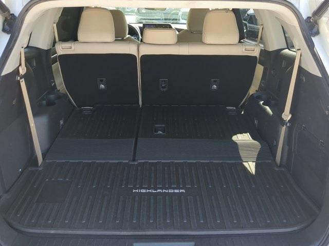 used 2020 Toyota Highlander car, priced at $31,983