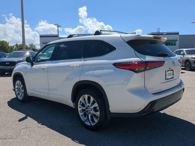 used 2020 Toyota Highlander car, priced at $31,983