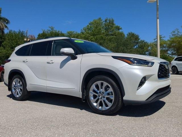 used 2020 Toyota Highlander car, priced at $31,983
