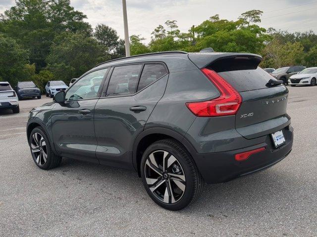 new 2026 Volvo XC40 car