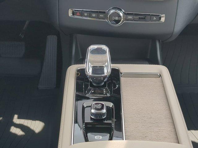 new 2026 Volvo XC90 car, priced at $64,075