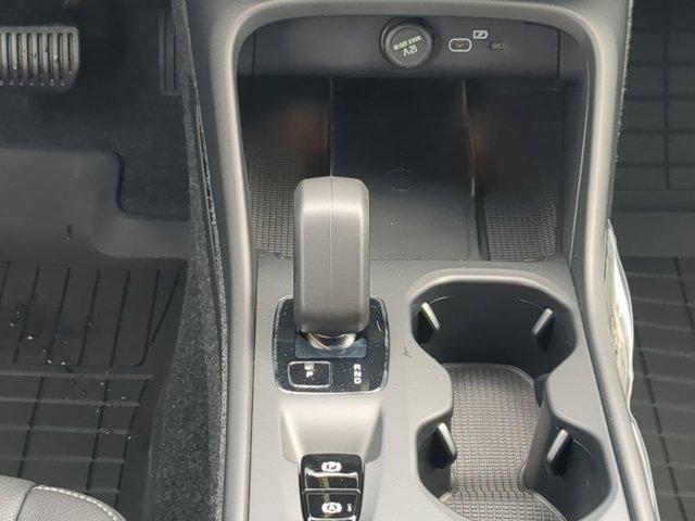 used 2025 Volvo XC40 car, priced at $35,286