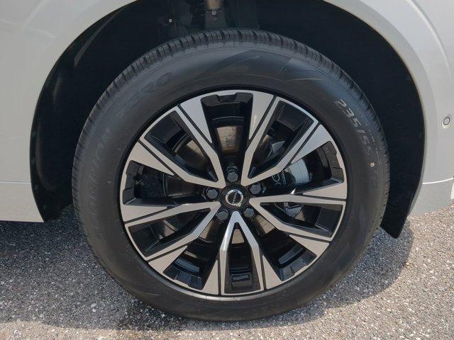 new 2025 Volvo XC60 car, priced at $52,242