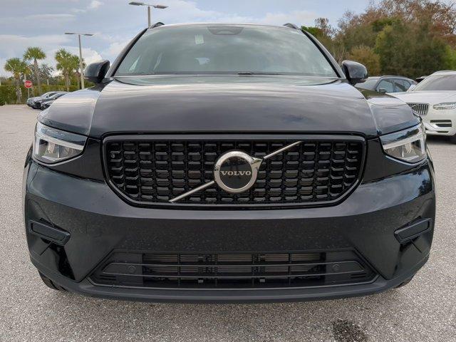 new 2024 Volvo XC40 car, priced at $42,625
