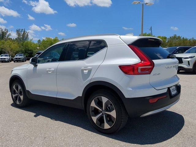 new 2025 Volvo XC40 car, priced at $45,485