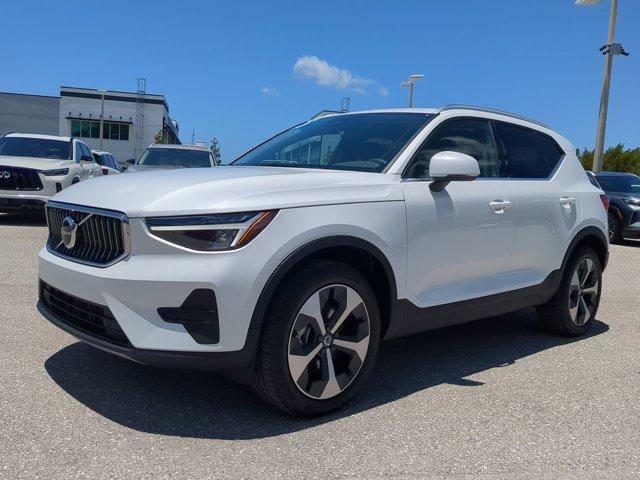 new 2025 Volvo XC40 car, priced at $45,485