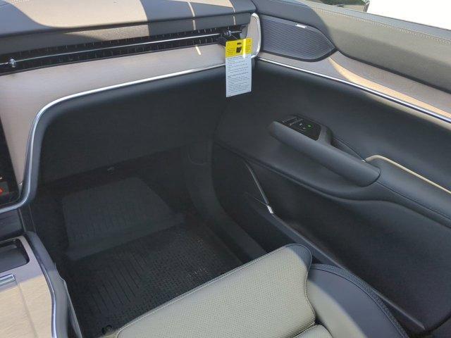 new 2025 Volvo EX90 car, priced at $86,675