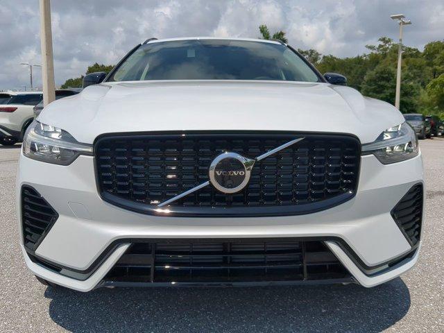 new 2025 Volvo XC60 Plug-In Hybrid car