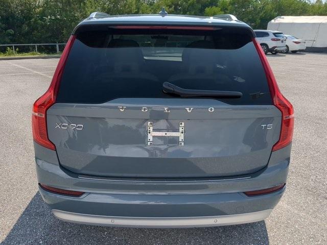 used 2022 Volvo XC90 car, priced at $38,320