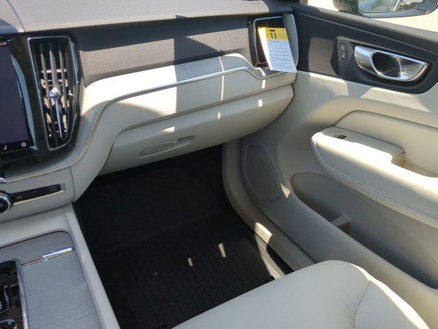 new 2025 Volvo XC60 car, priced at $55,360