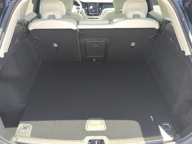 new 2025 Volvo XC60 car, priced at $55,360