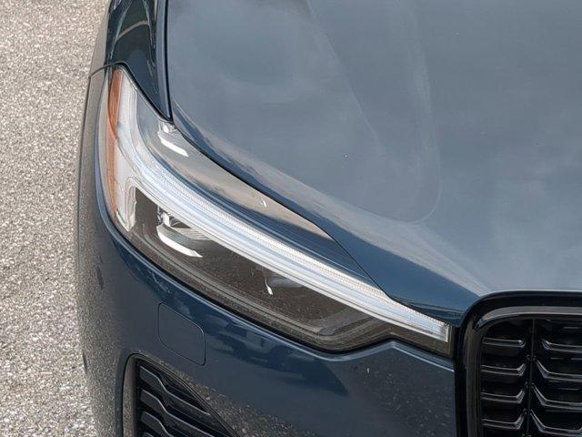 new 2025 Volvo XC60 car, priced at $55,360
