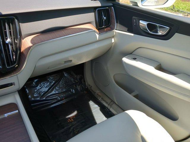 used 2021 Volvo XC60 Recharge Plug-In Hybrid car, priced at $34,551