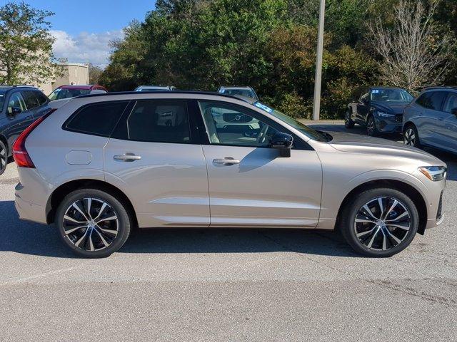 new 2025 Volvo XC60 car, priced at $56,380