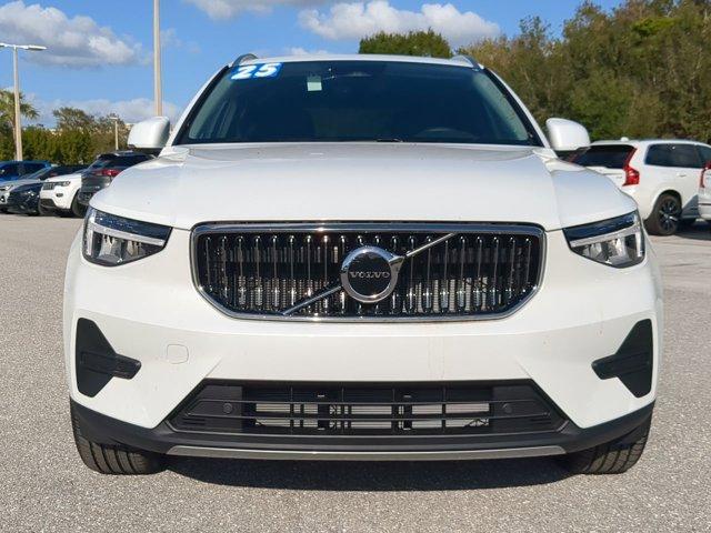 new 2025 Volvo XC40 car, priced at $43,045