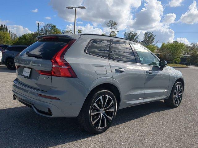 new 2025 Volvo XC60 car, priced at $55,335