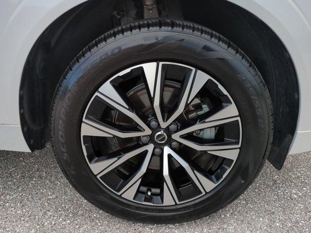 used 2024 Volvo XC60 car, priced at $37,473