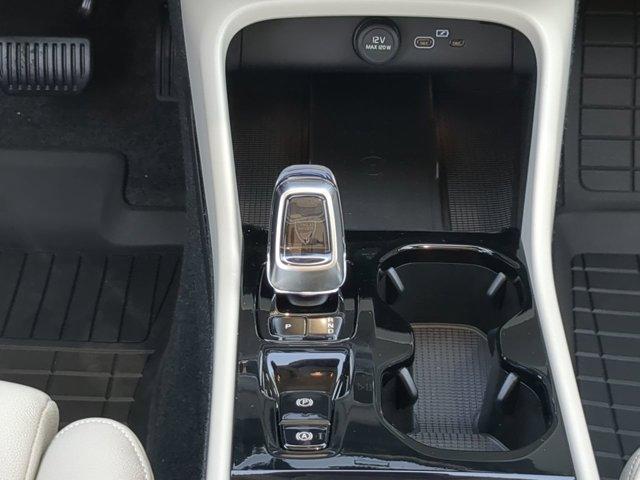 new 2025 Volvo XC40 car, priced at $48,335