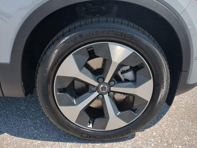 new 2025 Volvo XC40 car, priced at $48,335