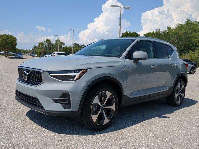 new 2025 Volvo XC40 car, priced at $48,335