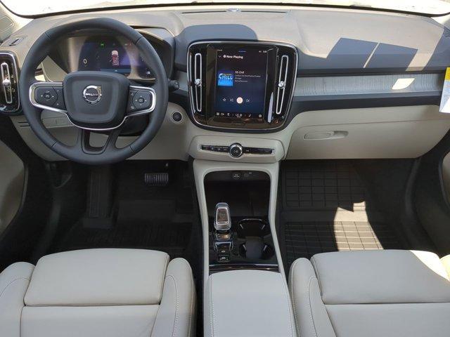 new 2025 Volvo XC40 car, priced at $48,335