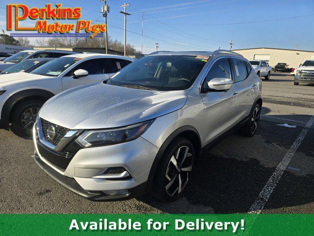 used 2020 Nissan Rogue Sport car, priced at $18,995