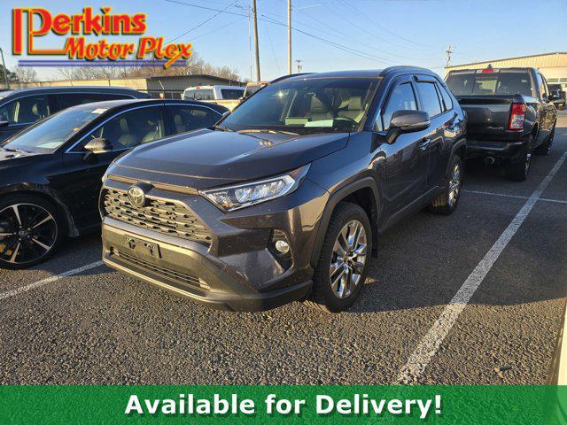 used 2020 Toyota RAV4 car, priced at $27,995