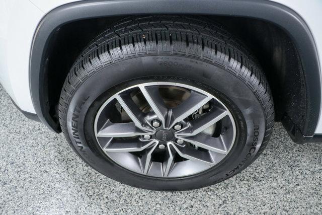 used 2020 Jeep Grand Cherokee car, priced at $18,995