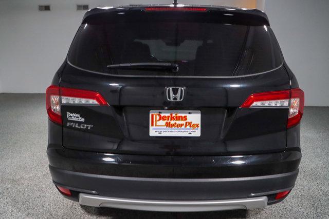 used 2022 Honda Pilot car, priced at $32,995