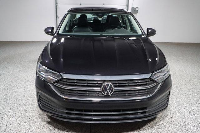 used 2024 Volkswagen Jetta car, priced at $19,995