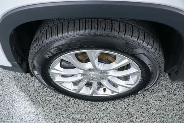 used 2019 Jeep Cherokee car, priced at $14,995