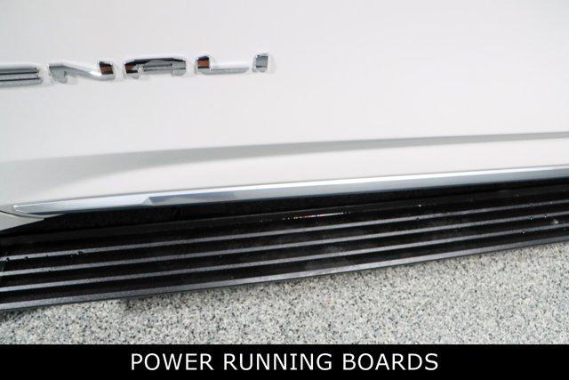 used 2025 GMC Yukon car, priced at $82,995