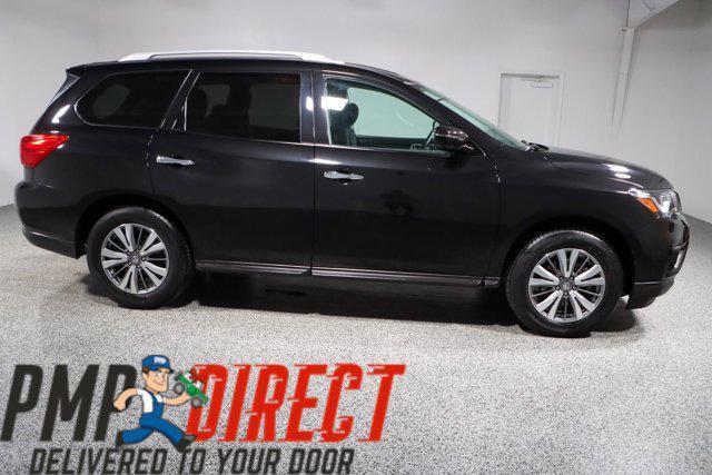 used 2020 Nissan Pathfinder car, priced at $17,995