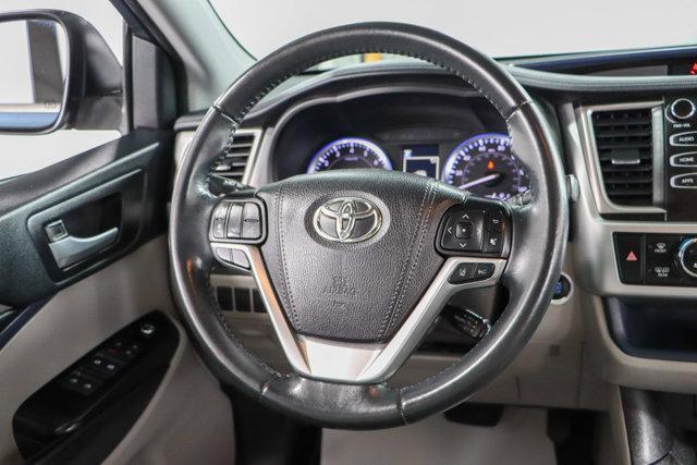 used 2019 Toyota Highlander car, priced at $24,595