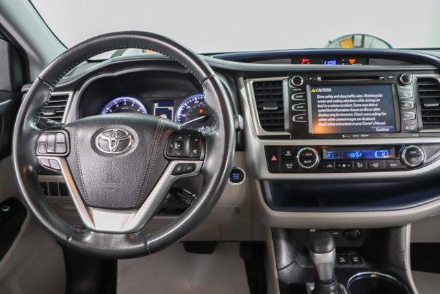 used 2019 Toyota Highlander car, priced at $24,595