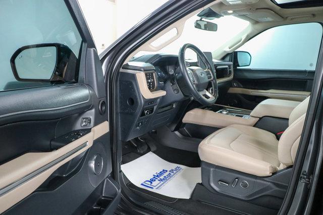 used 2024 Ford Expedition car, priced at $60,995