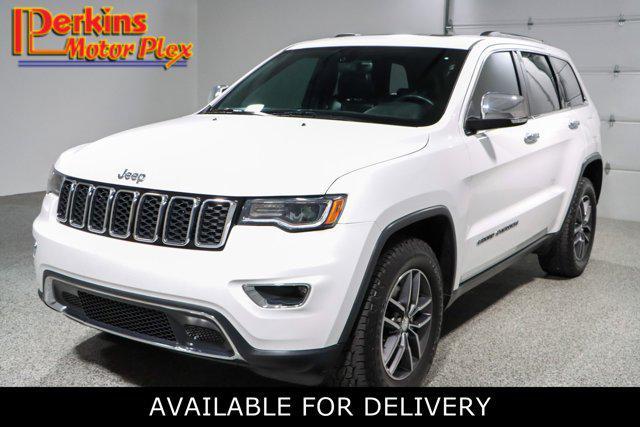 used 2017 Jeep Grand Cherokee car, priced at $13,995