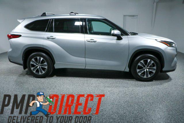 used 2021 Toyota Highlander car, priced at $34,995