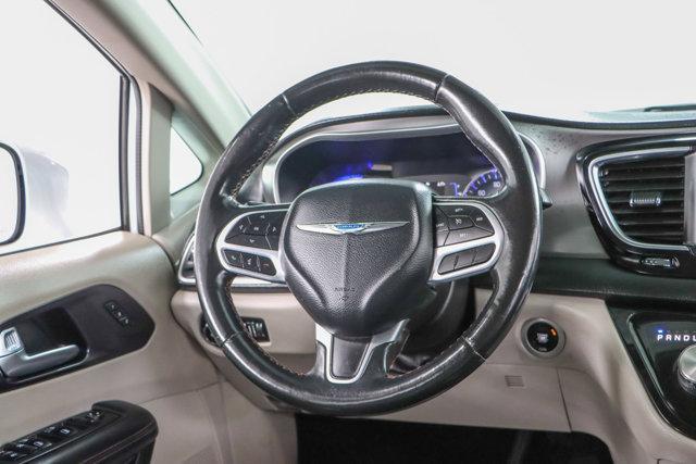 used 2020 Chrysler Pacifica car, priced at $18,595