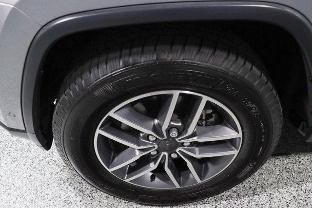used 2020 Jeep Grand Cherokee car, priced at $20,995