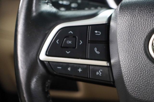 used 2023 Toyota Highlander car, priced at $35,995